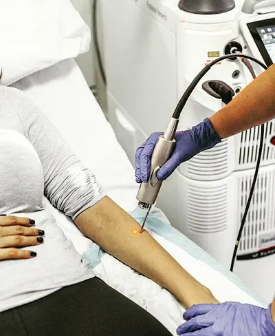 Dermasana- Dermatolog, Podolog, Kosmetolog